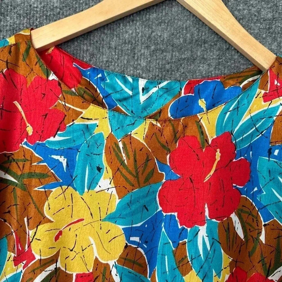 Vintage Tropical Top Womens Medium Floral Colorful Hawaii Casual Festival Shirt - Picture 5 of 13